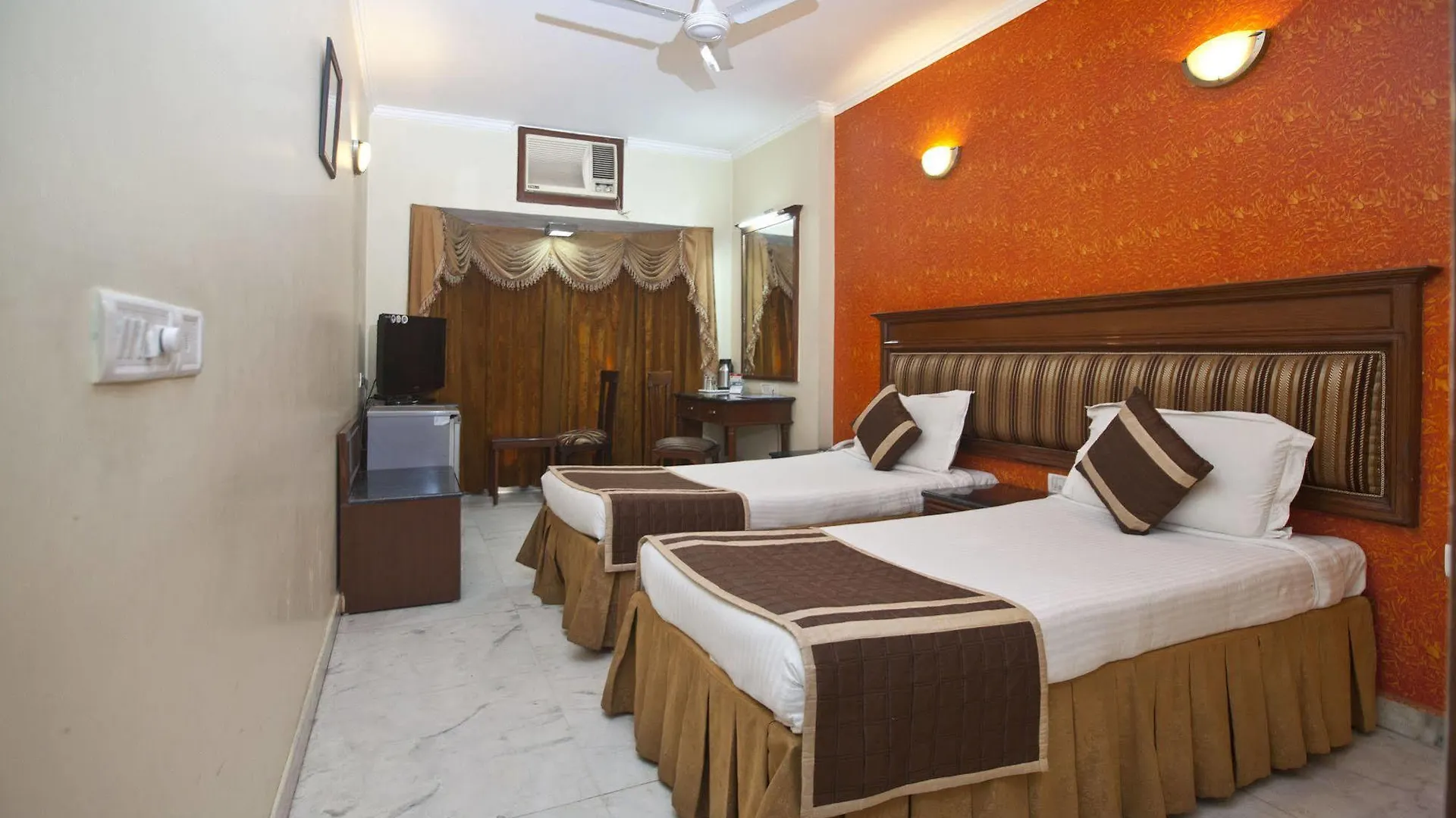 Oyo Rooms Dlf City Park Gurgaon Hotel